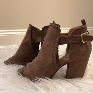 Braid Accent Heeled Booties